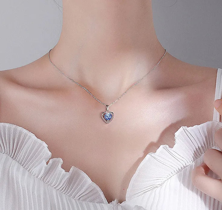 Heart Sparkling Pendant Necklace