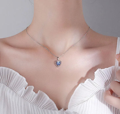 Heart Sparkling Pendant Necklace