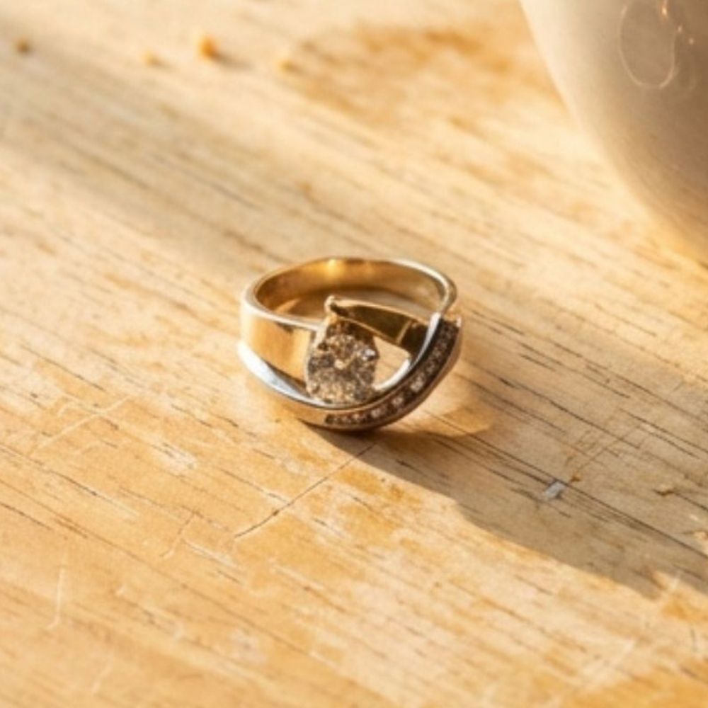 Vintage Irregular Gold & Silver Zirconia Ring