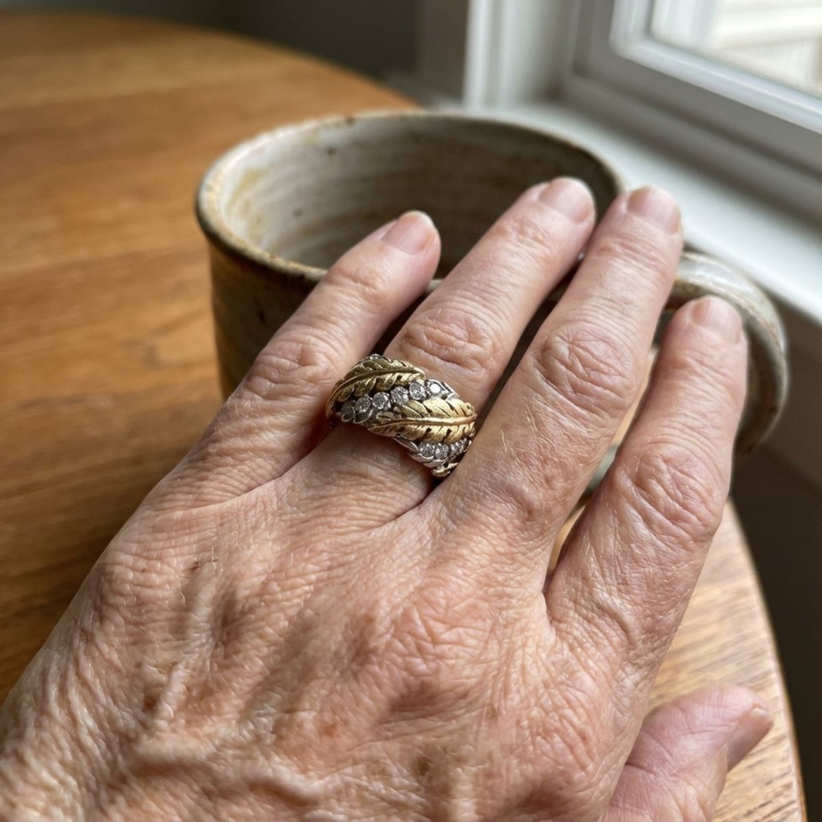 Vintage Gold & Diamond Leaf Ring