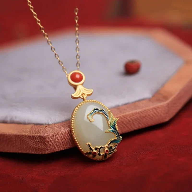 Classic Inlaid Floret Clavicle Chain Gold Pendant Necklace-Lydieannejewelry